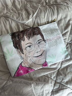 MTVs Teen Mom 2 Babs zip bag